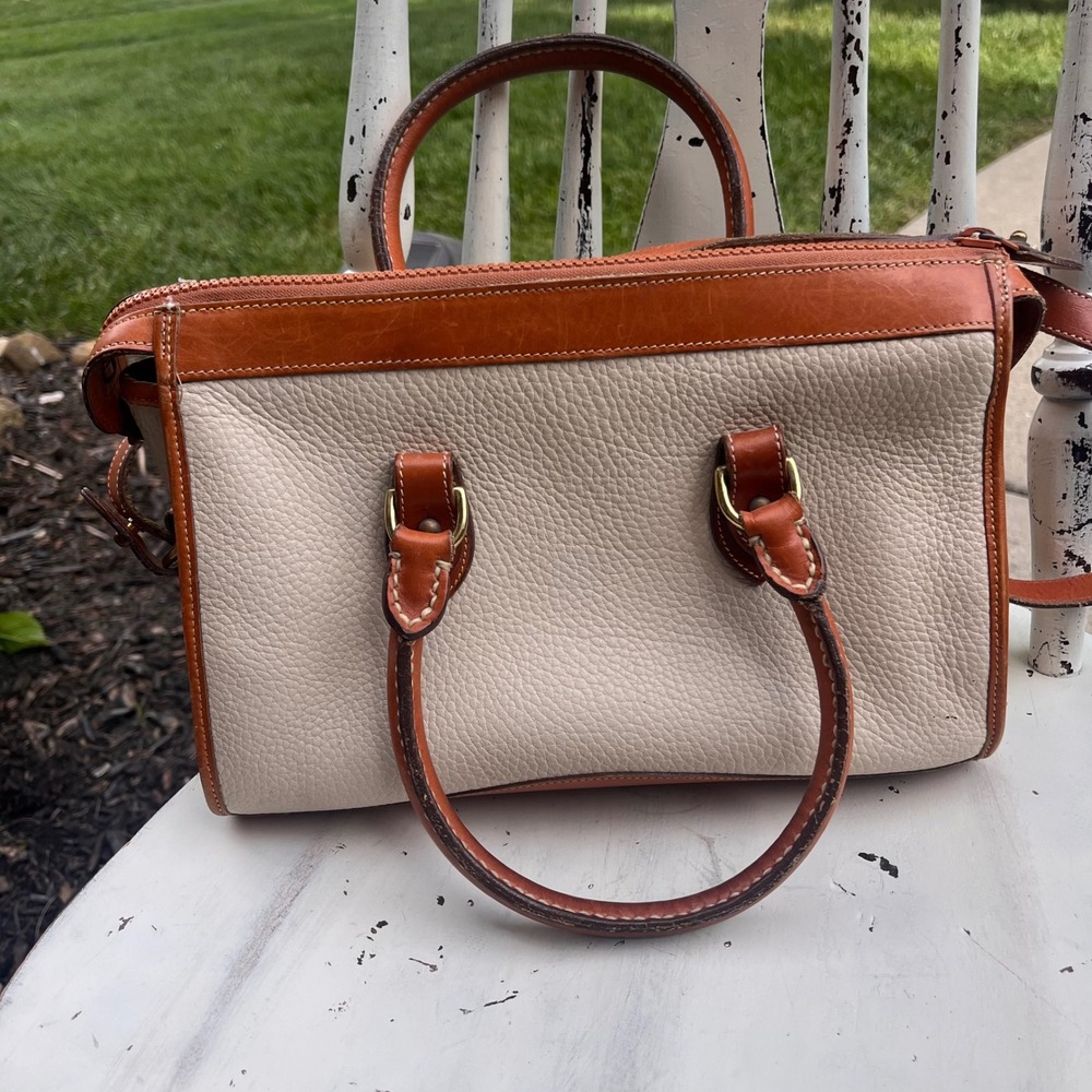 Vintage Dooney Bourke AWL Bone Tan Leather Satchel Crossbody USA Made Bag - Picture 3 of 13